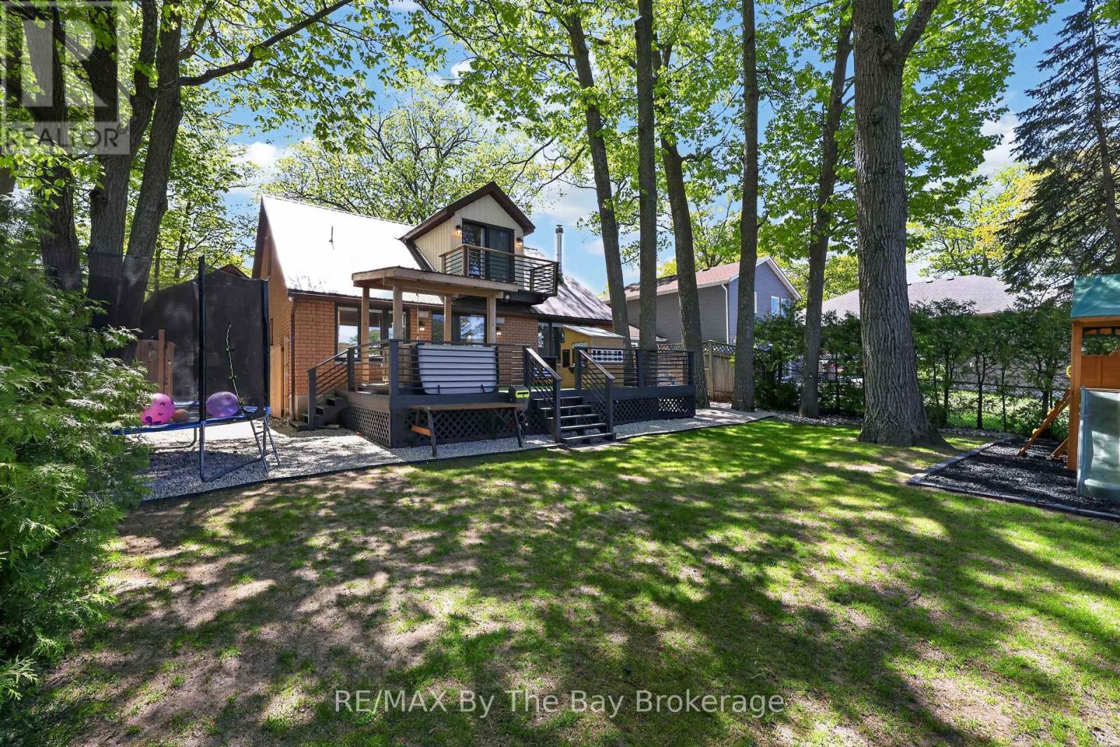 1416 River Road W, Wasaga Beach, Ontario  L9Z 2W5 - Photo 35 - S13413854