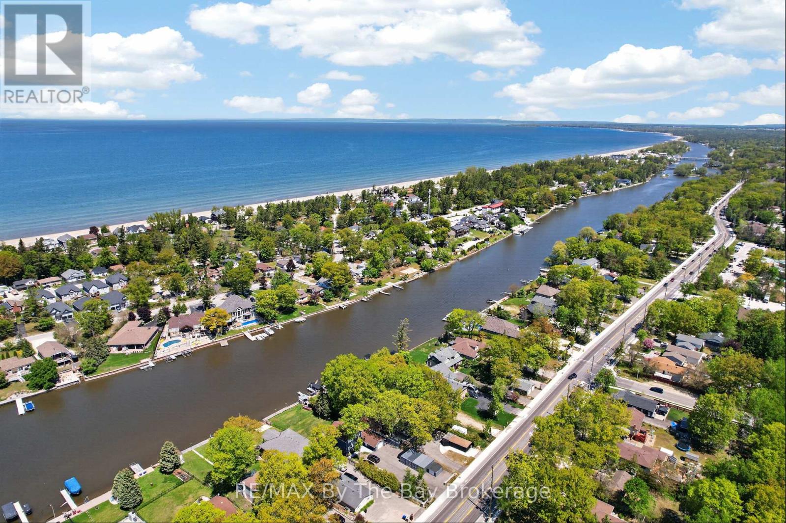 1416 River Road W, Wasaga Beach, Ontario  L9Z 2W5 - Photo 4 - S13413854