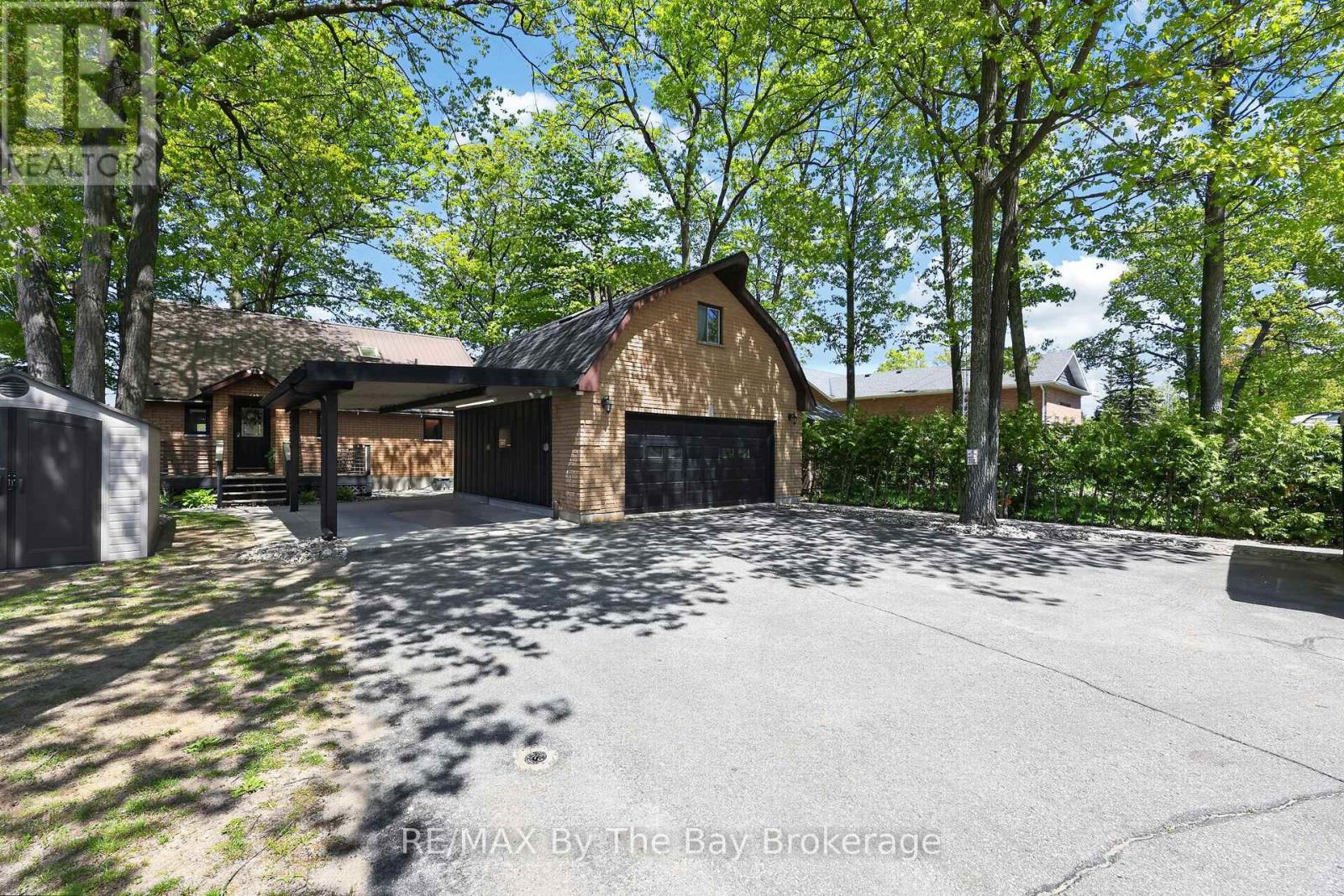 1416 River Road W, Wasaga Beach, Ontario  L9Z 2W5 - Photo 45 - S13413854