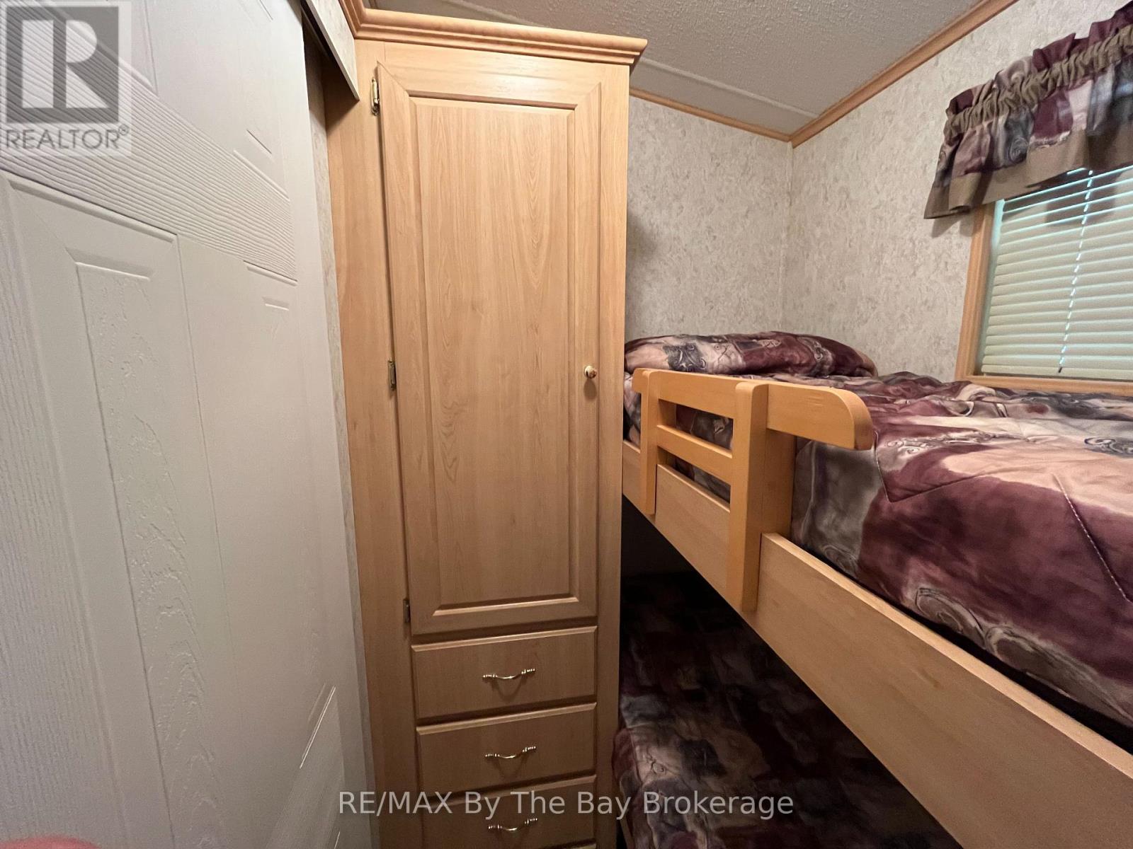 247 - 85 Theme Park Drive, Wasaga Beach, Ontario  L9Z 1X7 - Photo 15 - S13414154