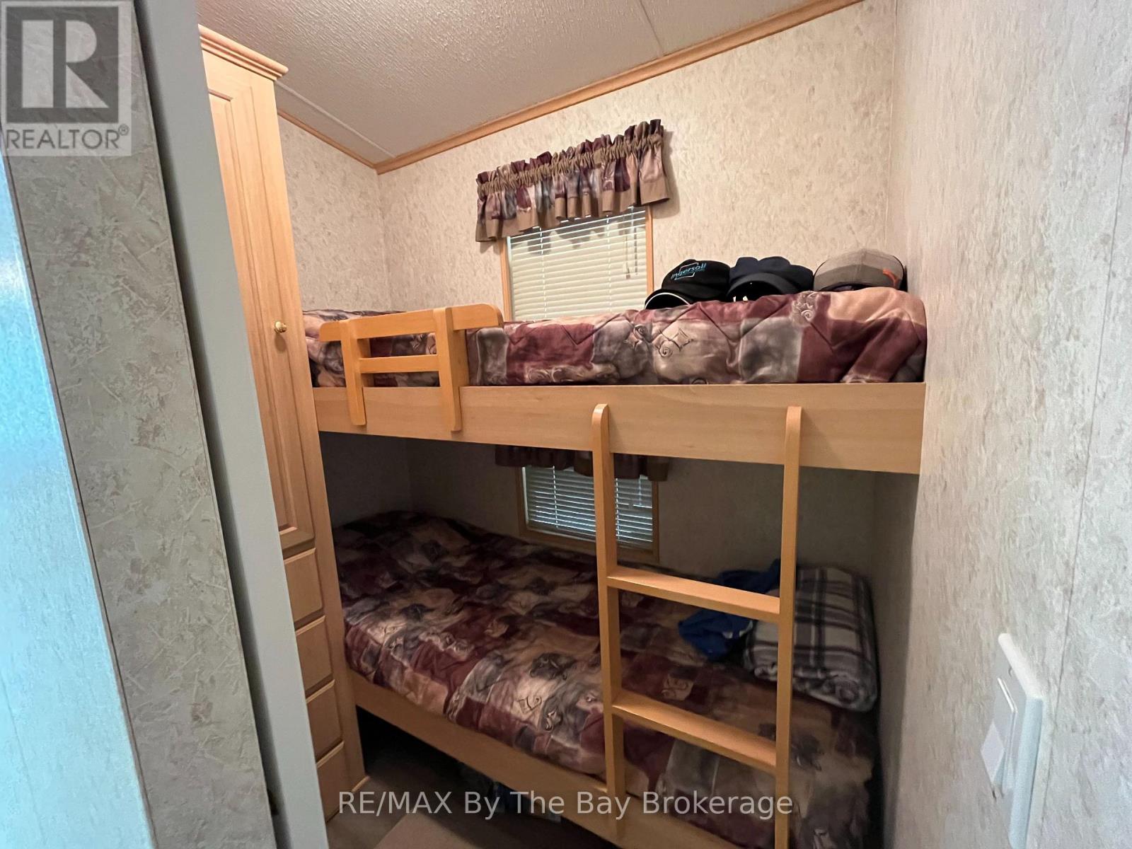 247 - 85 Theme Park Drive, Wasaga Beach, Ontario  L9Z 1X7 - Photo 16 - S13414154