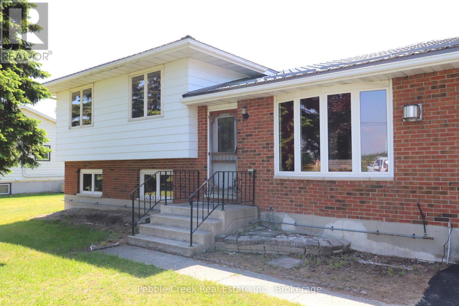79927 Orchard Line, Central Huron, Ontario  N7A 3X8 - Photo 2 - X13413844
