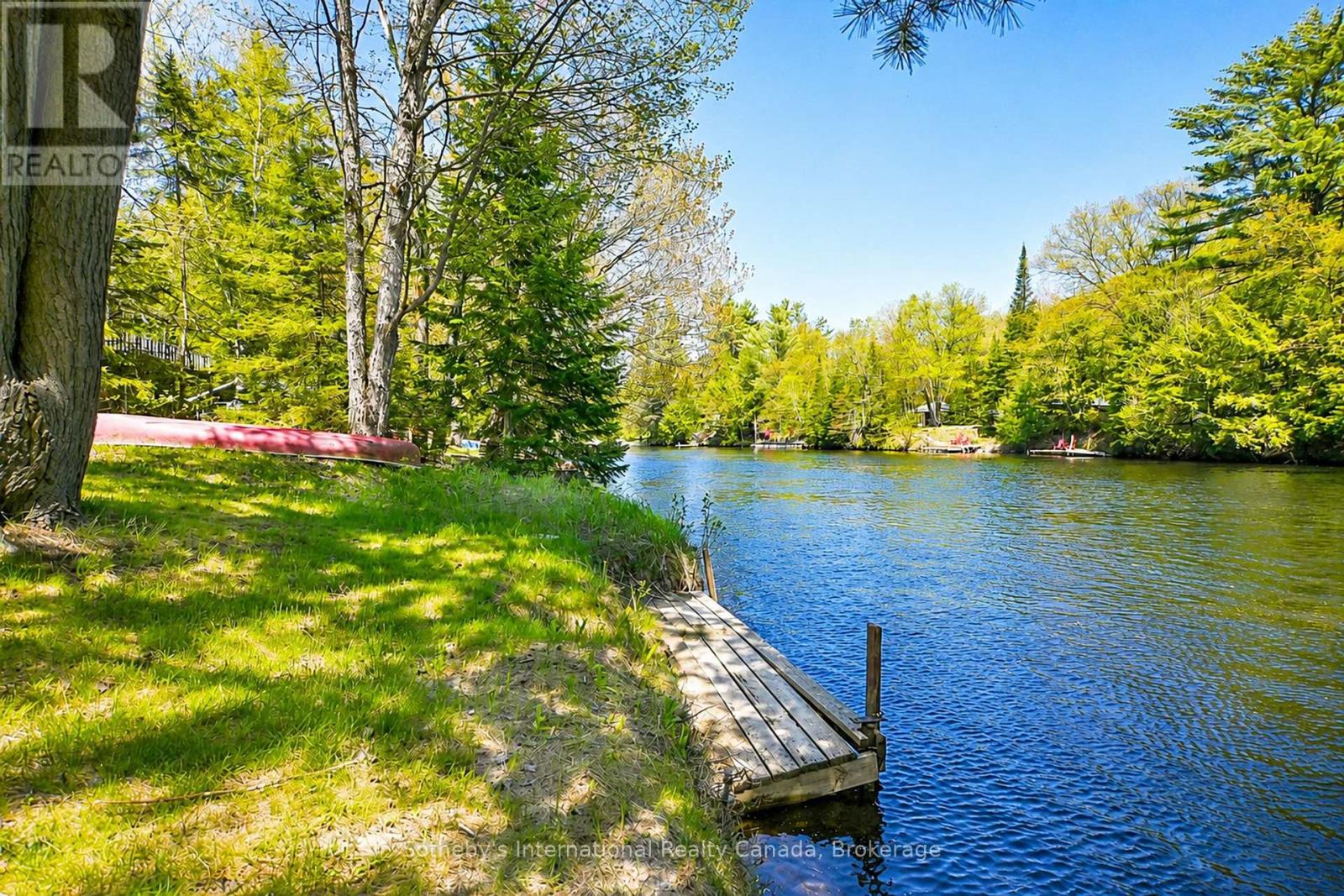 1072 Holiday Park Drive, Bracebridge, Ontario  P1L 1W9 - Photo 2 - X13414046