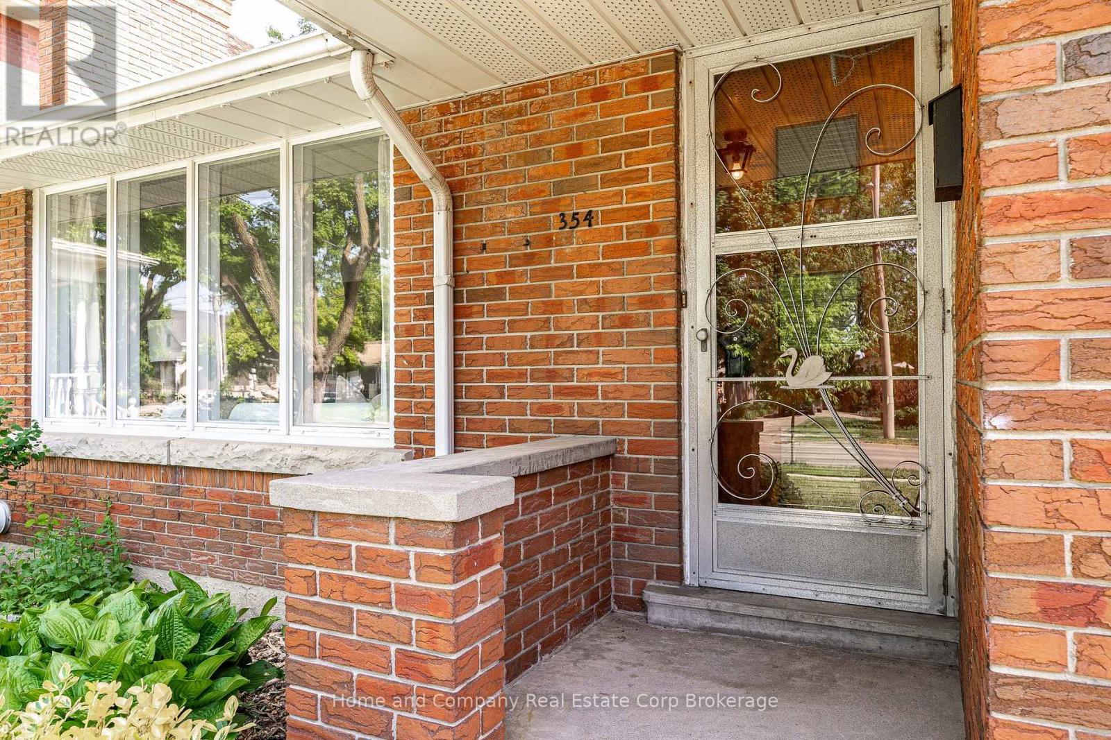 354 West Gore Street, Stratford, Ontario  N5A 1L1 - Photo 3 - X13414054