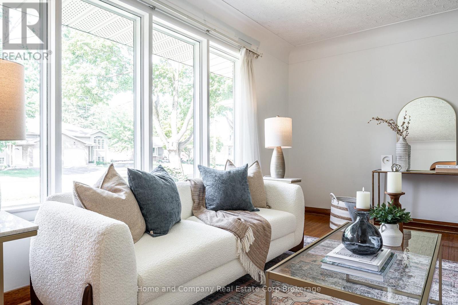 354 West Gore Street, Stratford, Ontario  N5A 1L1 - Photo 7 - X13414054