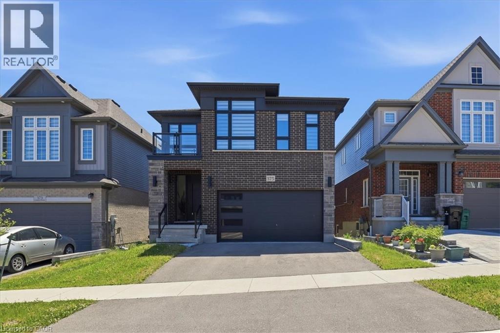 375 Chokecherry Crescent, Waterloo, Ontario  N2V 0H1 - Photo 2 - 40837497