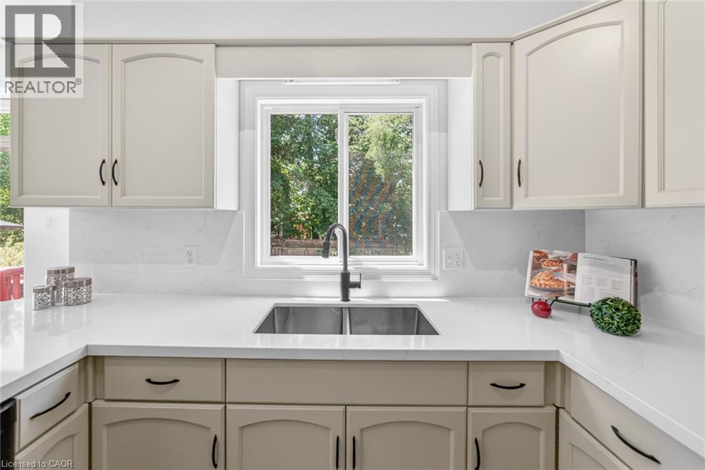 72 Beardmore Crescent, Acton, Ontario  L7J 2Z1 - Photo 6 - 40833216
