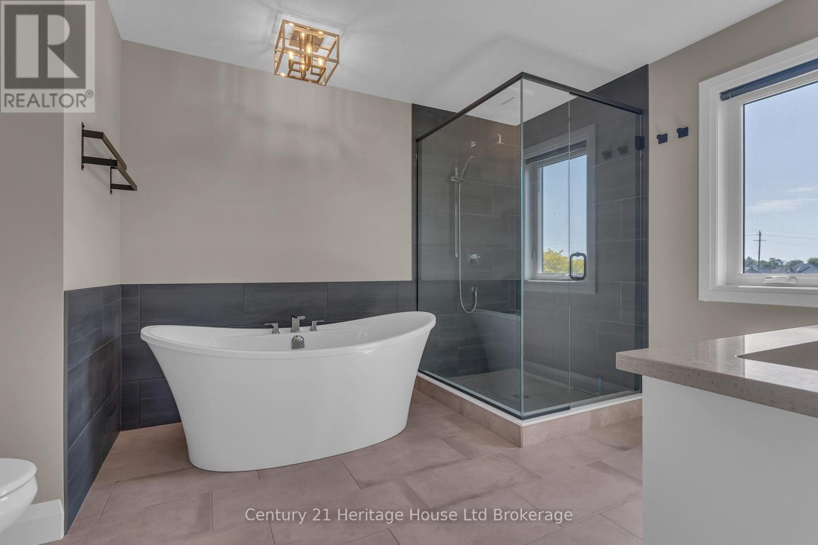 18 Thompson Court, Tillsonburg, Ontario  N4G 0G3 - Photo 33 - X13414322