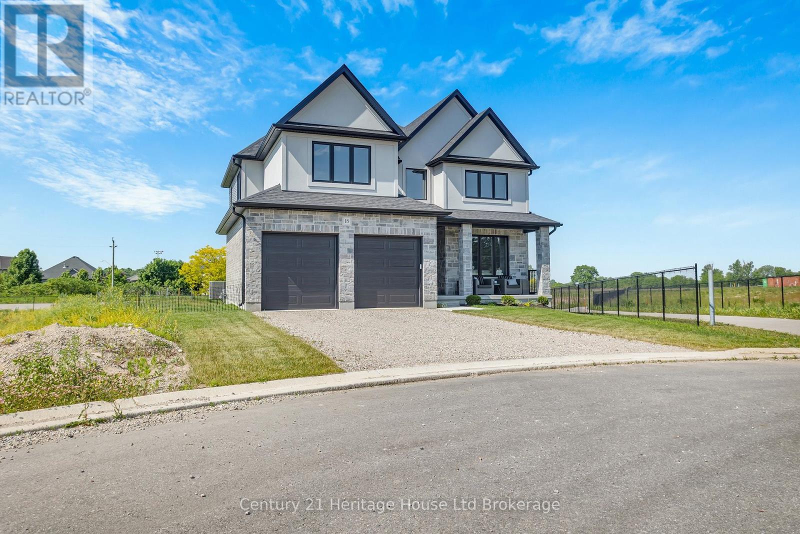 18 Thompson Court, Tillsonburg, Ontario  N4G 0G3 - Photo 4 - X13414322