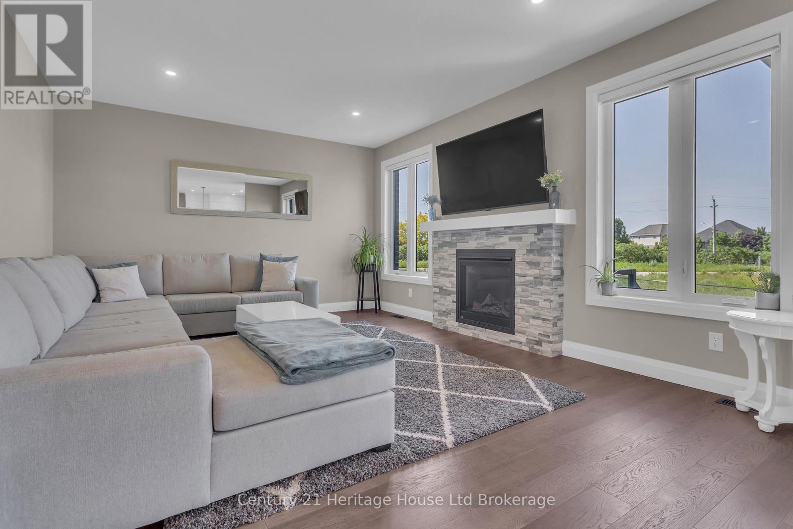 18 Thompson Court, Tillsonburg, Ontario  N4G 0G3 - Photo 9 - X13414322