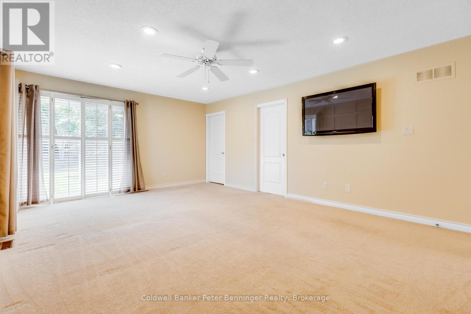 152 Treegrove Circle, Aurora, Ontario  L4G 6M1 - Photo 21 - N13414338