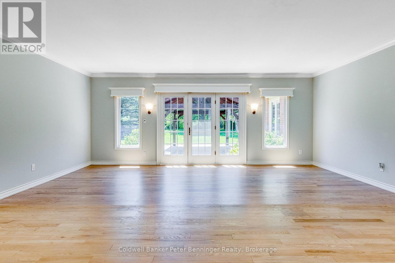 152 Treegrove Circle, Aurora, Ontario  L4G 6M1 - Photo 6 - N13414338