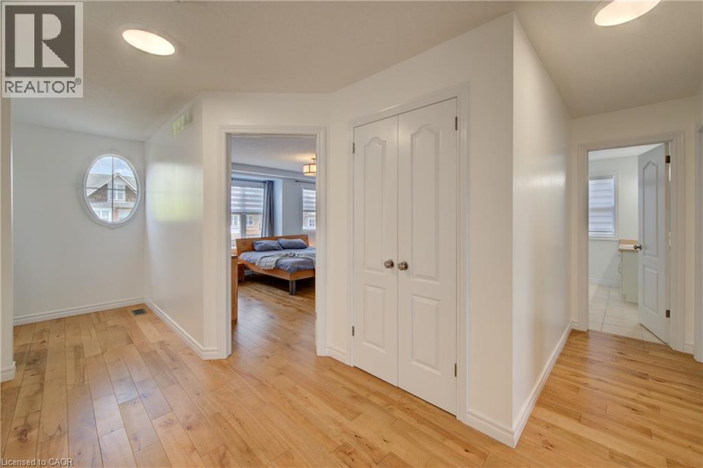 729 Keats Way, Waterloo, Ontario  N2T 2Y2 - Photo 14 - 40837561