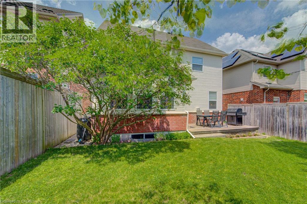 729 Keats Way, Waterloo, Ontario  N2T 2Y2 - Photo 27 - 40837561