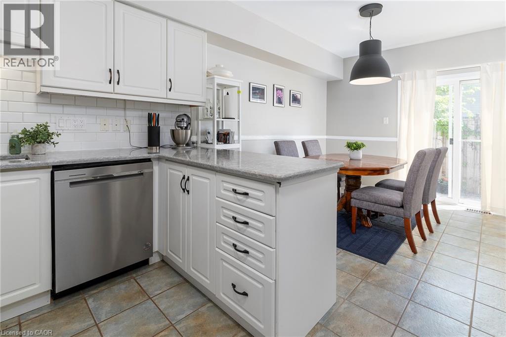 41 Valridge Drive, Ancaster, Ontario  L9G 4Y7 - Photo 8 - 40836924