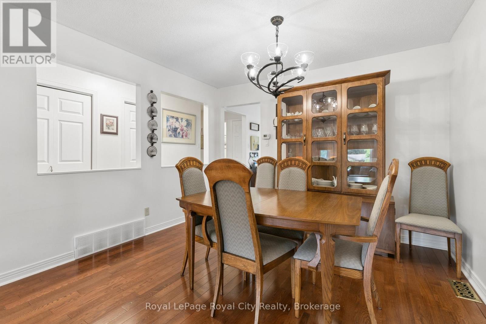 406 Ironwood Road, Guelph, Ontario  N1G 3N8 - Photo 8 - X13414804