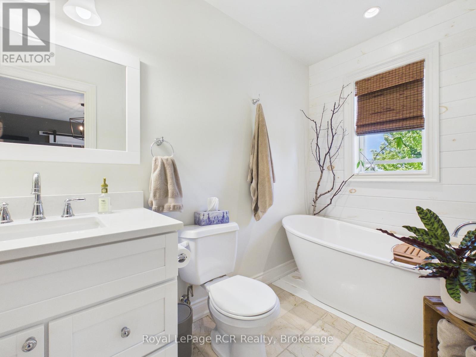 350 Stickel Street, Saugeen Shores, Ontario  N0H 2C1 - Photo 19 - X13415008