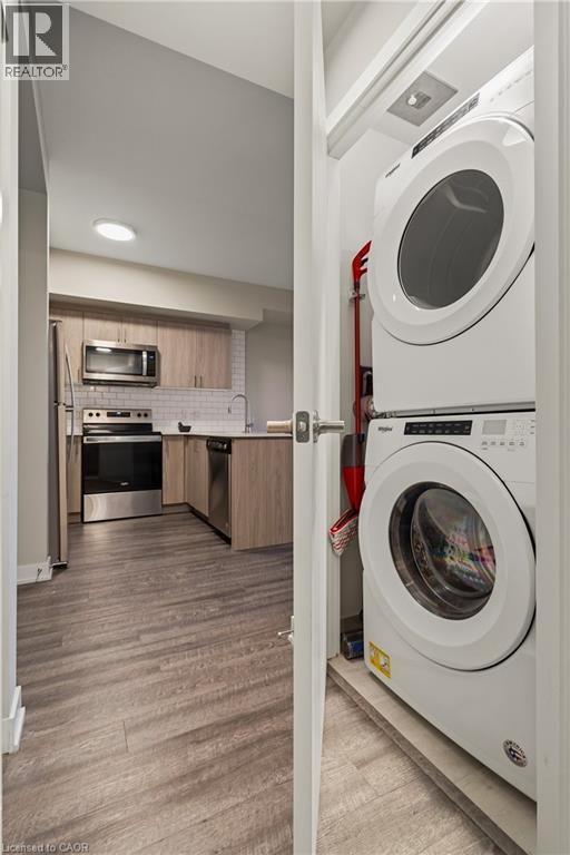 16 Markle Crescent Unit# 413, Hamilton, Ontario  L9G 0H4 - Photo 11 - 40837730