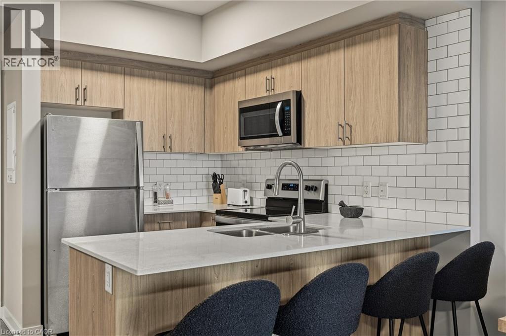 16 Markle Crescent Unit# 413, Hamilton, Ontario  L9G 0H4 - Photo 3 - 40837730