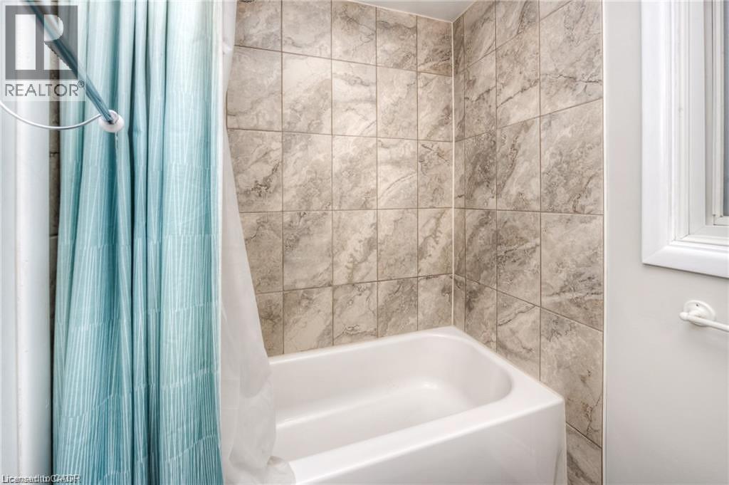 382 Cyrus Street, Cambridge, Ontario  N3H 1H3 - Photo 19 - 40835743