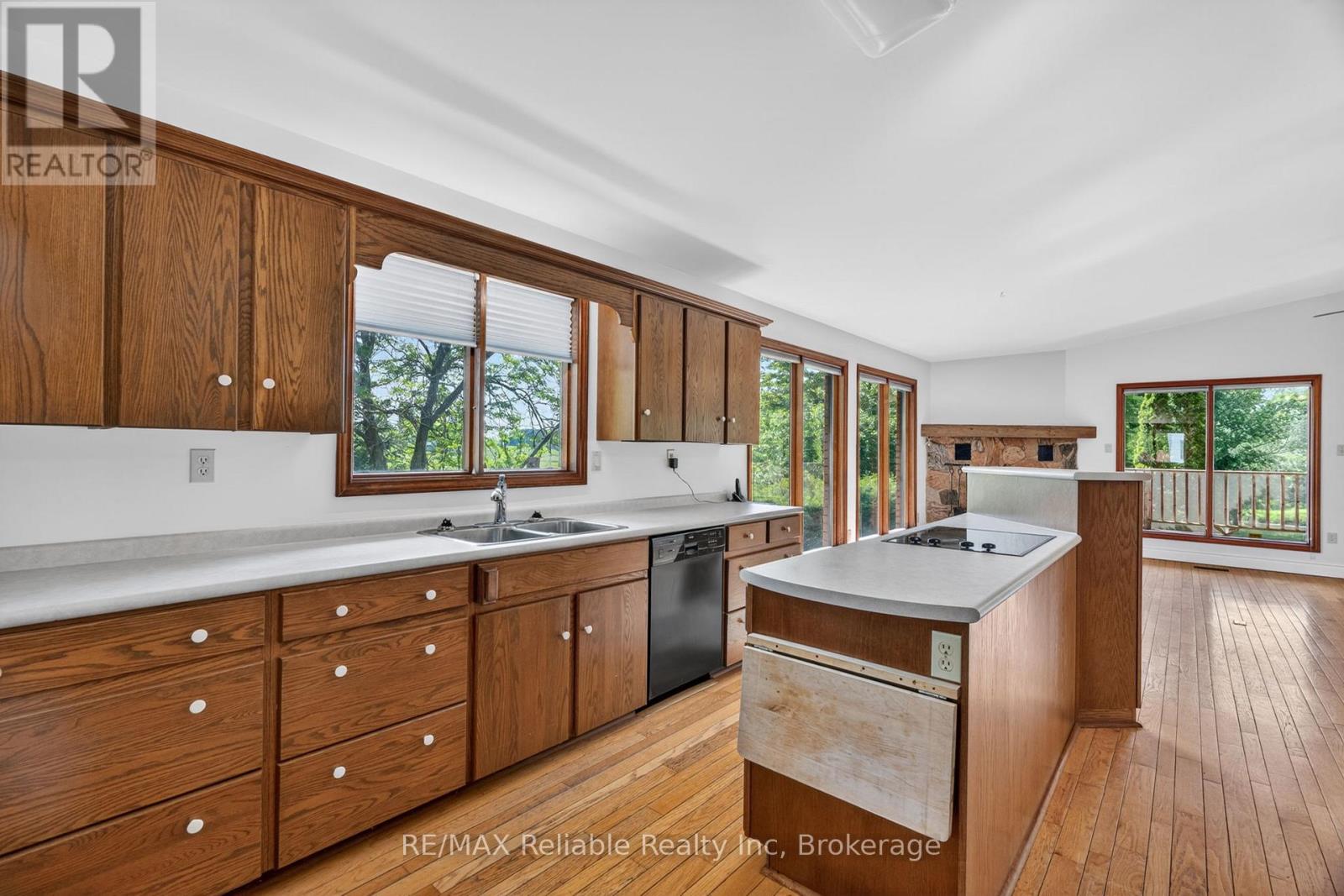3396 Perth Road 130, Perth South, Ontario  N0K 1V0 - Photo 18 - X13415678