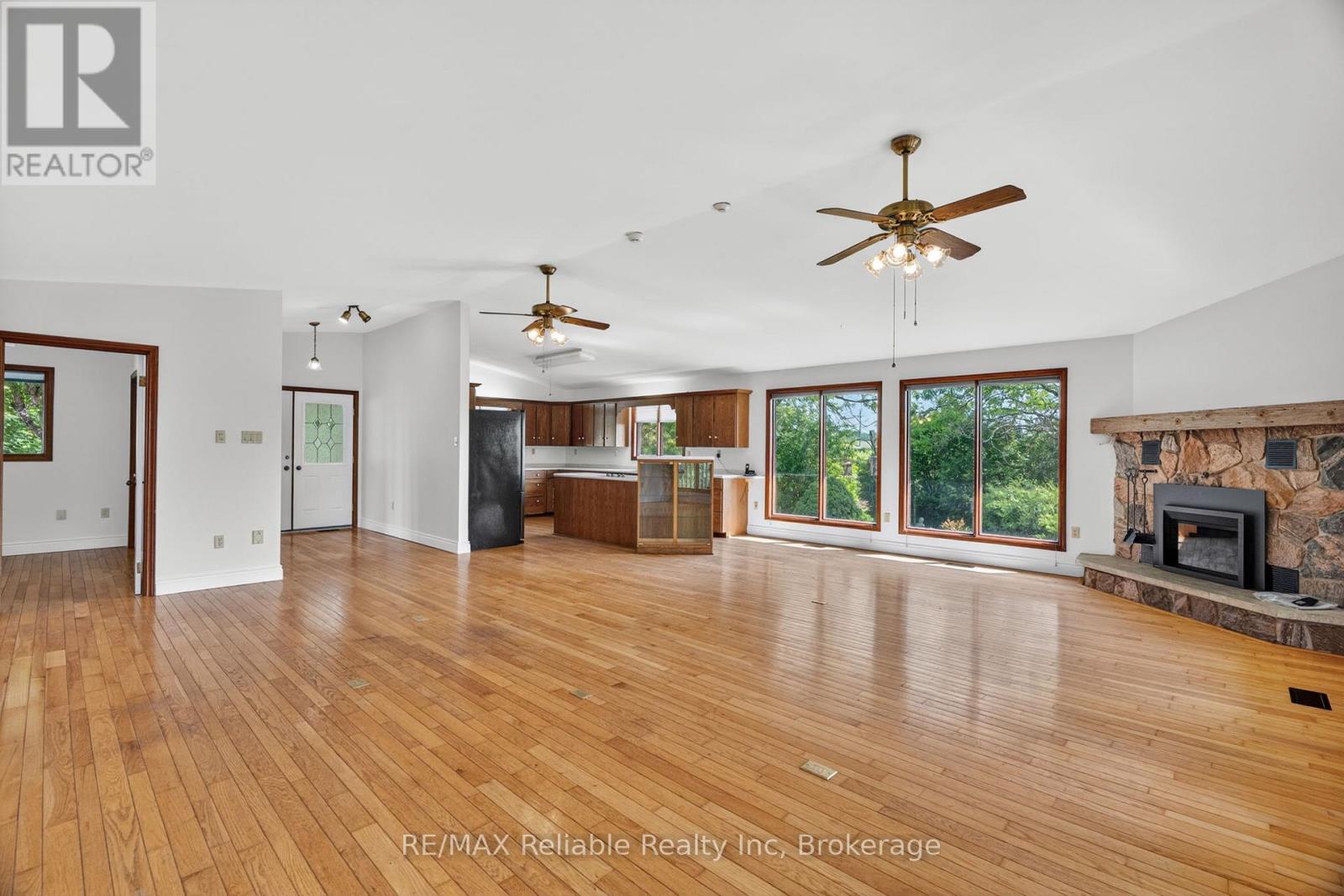 3396 Perth Road 130, Perth South, Ontario  N0K 1V0 - Photo 19 - X13415678