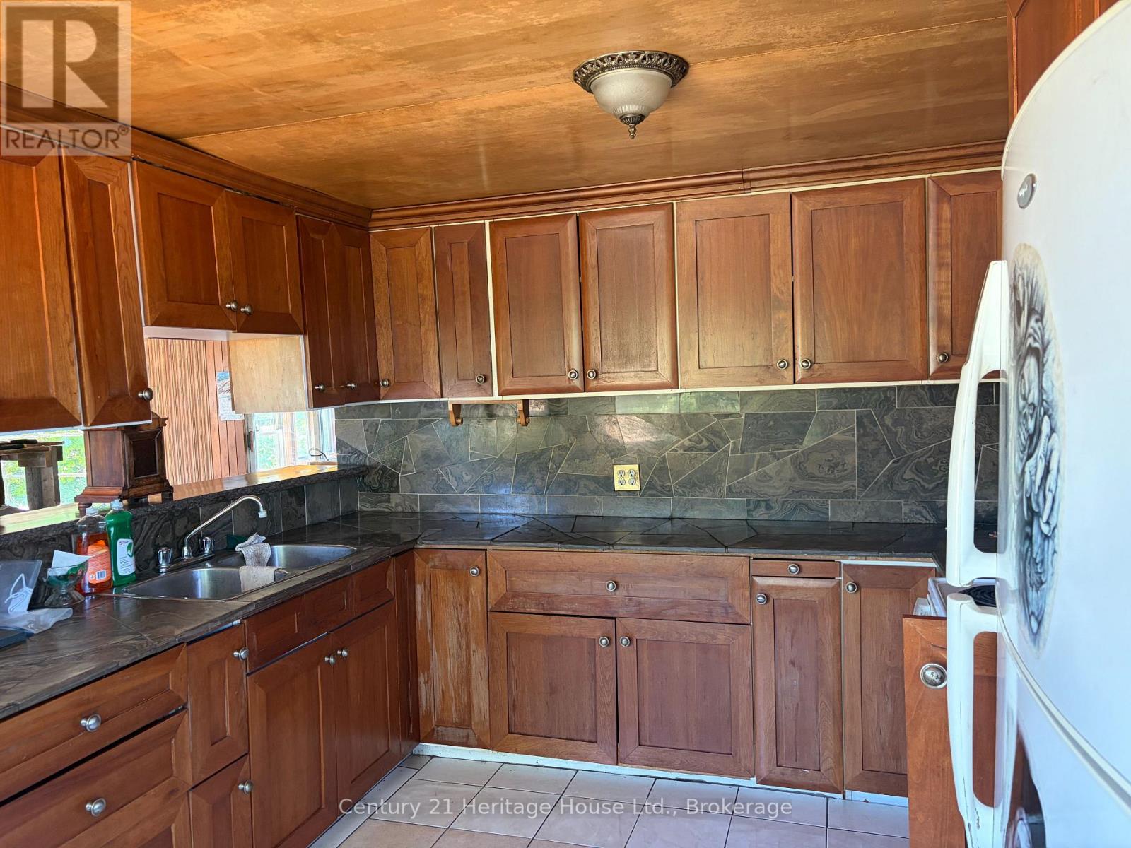 522241 Concession 12, West Grey, Ontario  N0G 1S0 - Photo 10 - X13415738