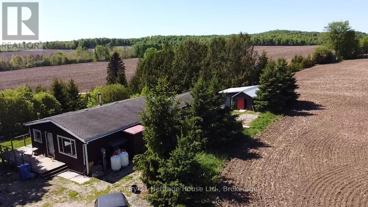 522241 Concession 12, West Grey, Ontario  N0G 1S0 - Photo 2 - X13415738