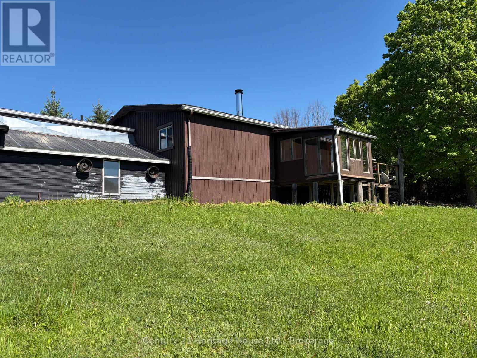522241 Concession 12, West Grey, Ontario  N0G 1S0 - Photo 4 - X13415738