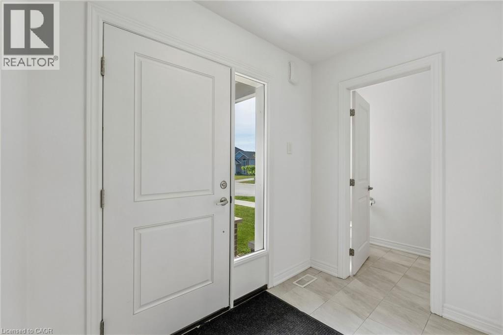 4 Viger Drive, Welland, Ontario  L3B 0E3 - Photo 5 - 40834811