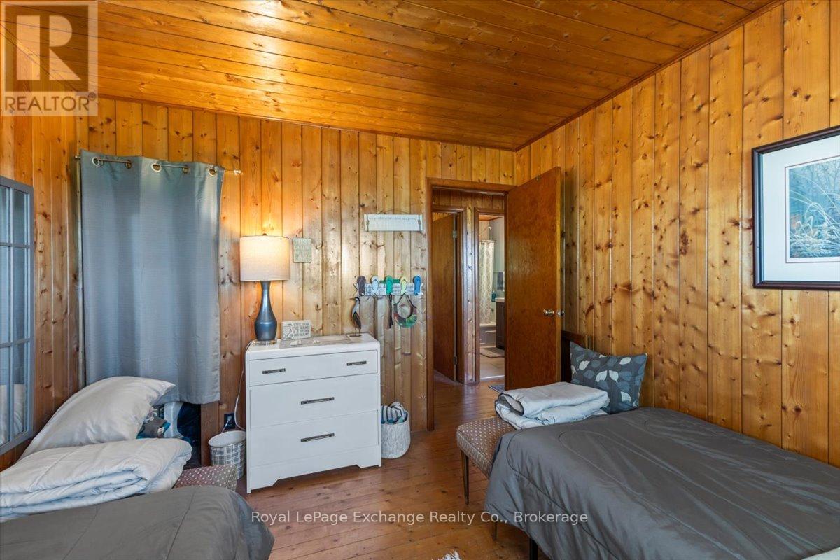 378 6 Concession W, Huron-Kinloss, Ontario  N2Z 2X7 - Photo 18 - X13416076