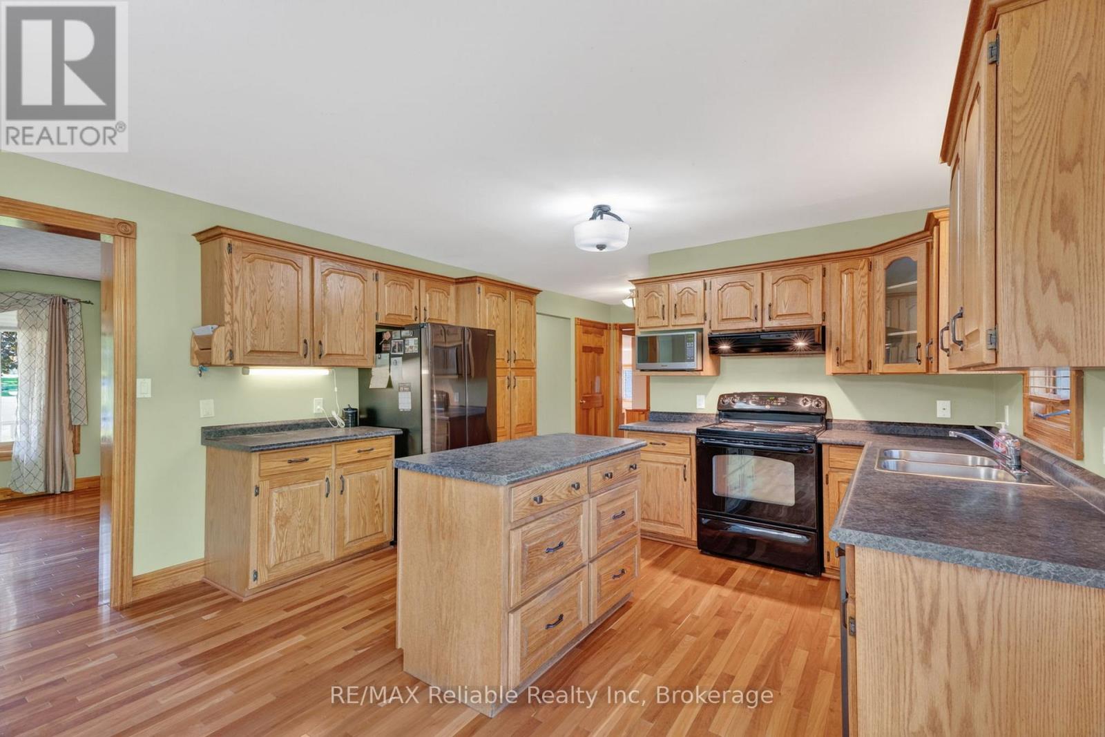 76 William Street, Huron East, Ontario  N0K 1G0 - Photo 13 - X13416150