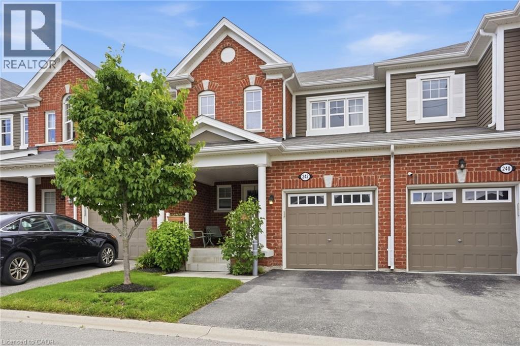 242 Waterbrook Lane, Kitchener, Ontario  N2P 0H7 - Photo 2 - 40837886
