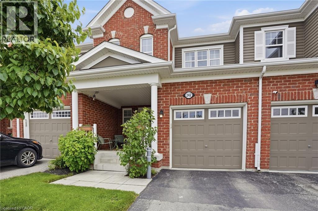 242 Waterbrook Lane, Kitchener, Ontario  N2P 0H7 - Photo 3 - 40837886