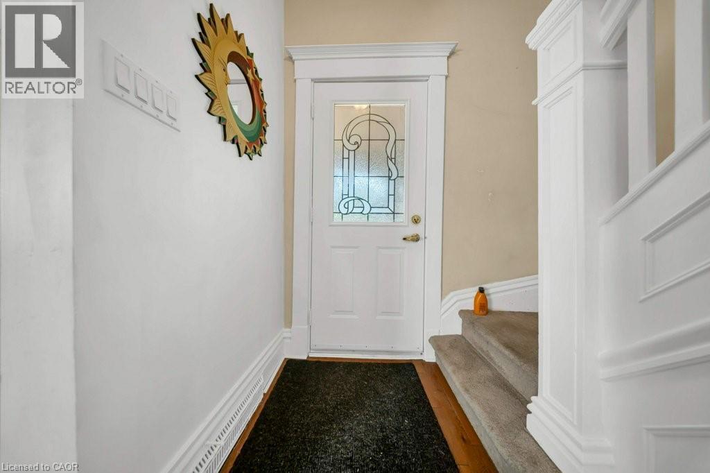 118 Hewat Street, Cambridge, Ontario  N3H 4H1 - Photo 5 - 40837933