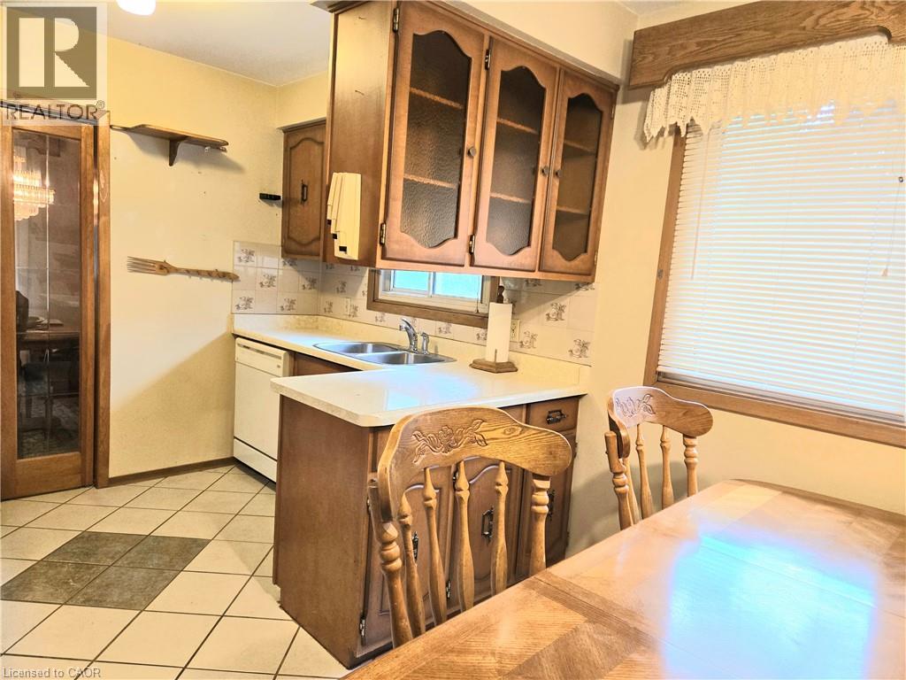 16 Stephens Court, Simcoe, Ontario  N3Y 4P3 - Photo 8 - 40837048