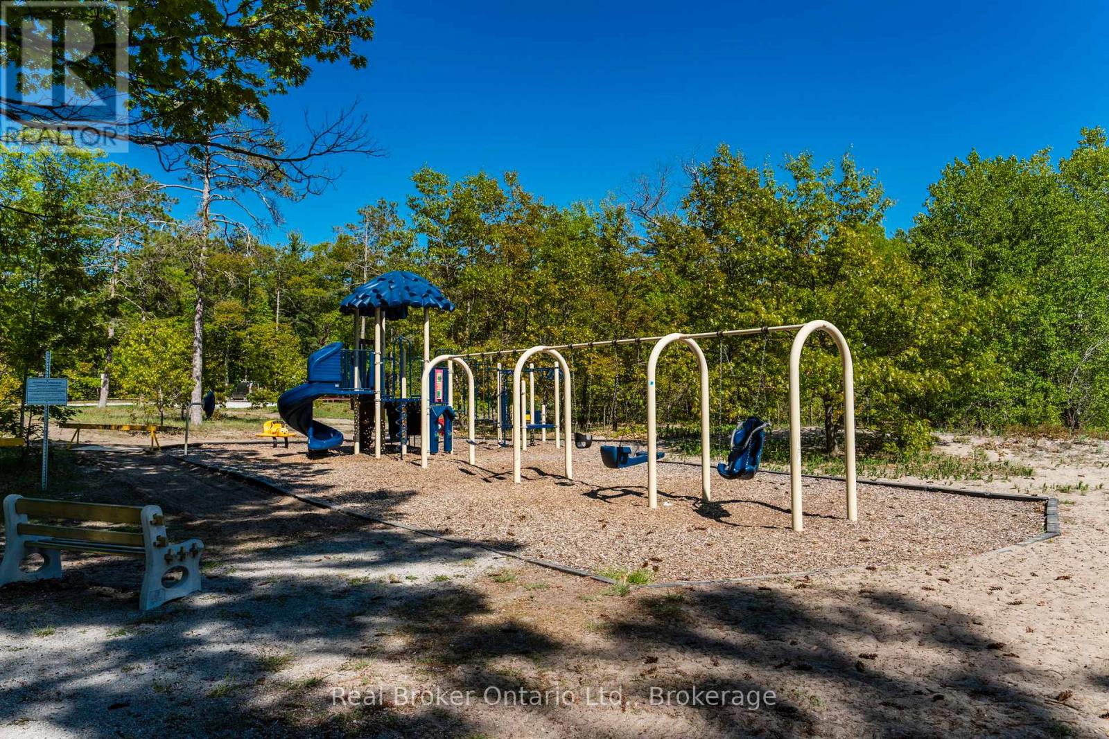 208 Desroches Trail, Tiny, Ontario  L9M 0H9 - Photo 25 - S13416898