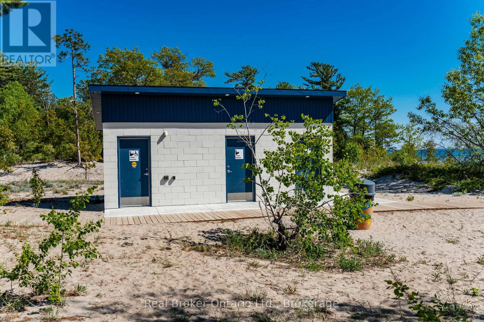 208 Desroches Trail, Tiny, Ontario  L9M 0H9 - Photo 26 - S13416898