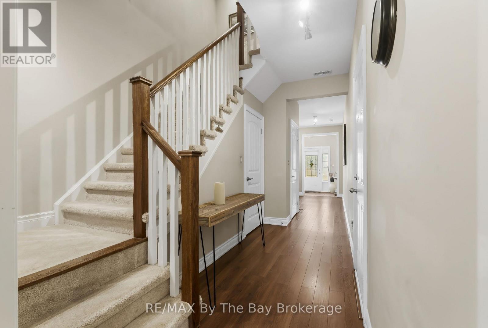 127 Wycliffe Cove, Tay, Ontario  L0K 2A0 - Photo 12 - S13416968