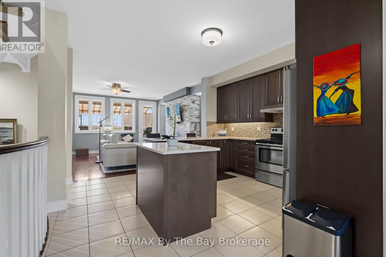 127 Wycliffe Cove, Tay, Ontario  L0K 2A0 - Photo 13 - S13416968