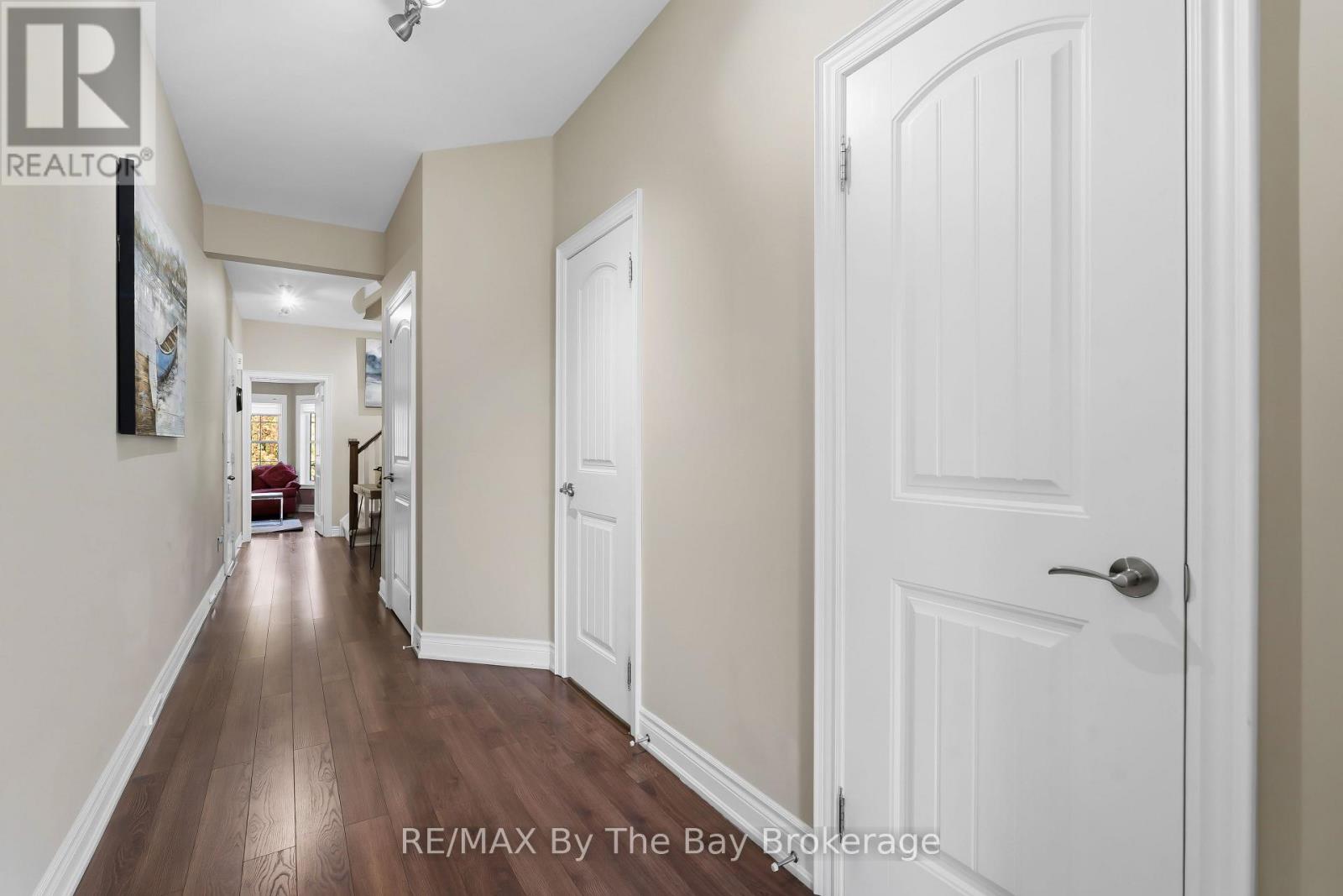 127 Wycliffe Cove, Tay, Ontario  L0K 2A0 - Photo 9 - S13416968