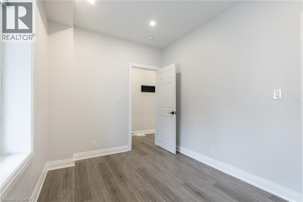 536 Cannon Street E, Hamilton, Ontario  L8L 2E9 - Photo 6 - 40837369