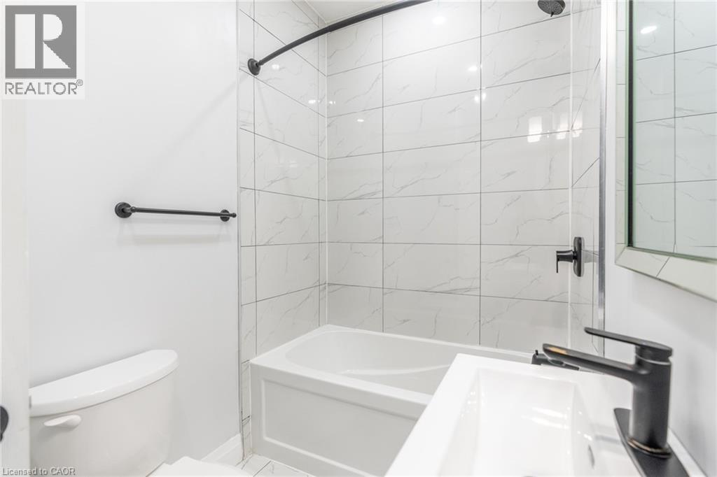 536 Cannon Street E, Hamilton, Ontario  L8L 2E9 - Photo 7 - 40837369