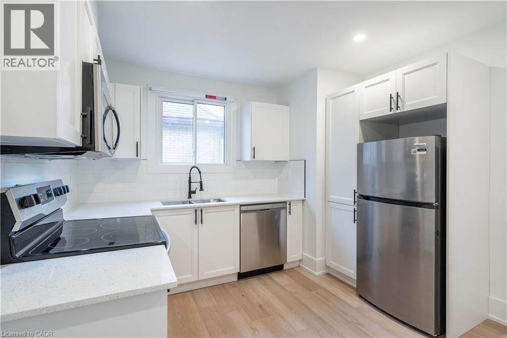 204 Balsam Avenue S, Hamilton, Ontario  L8M 3B8 - Photo 21 - 40837365