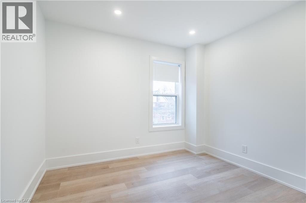 204 Balsam Avenue S, Hamilton, Ontario  L8M 3B8 - Photo 27 - 40837365