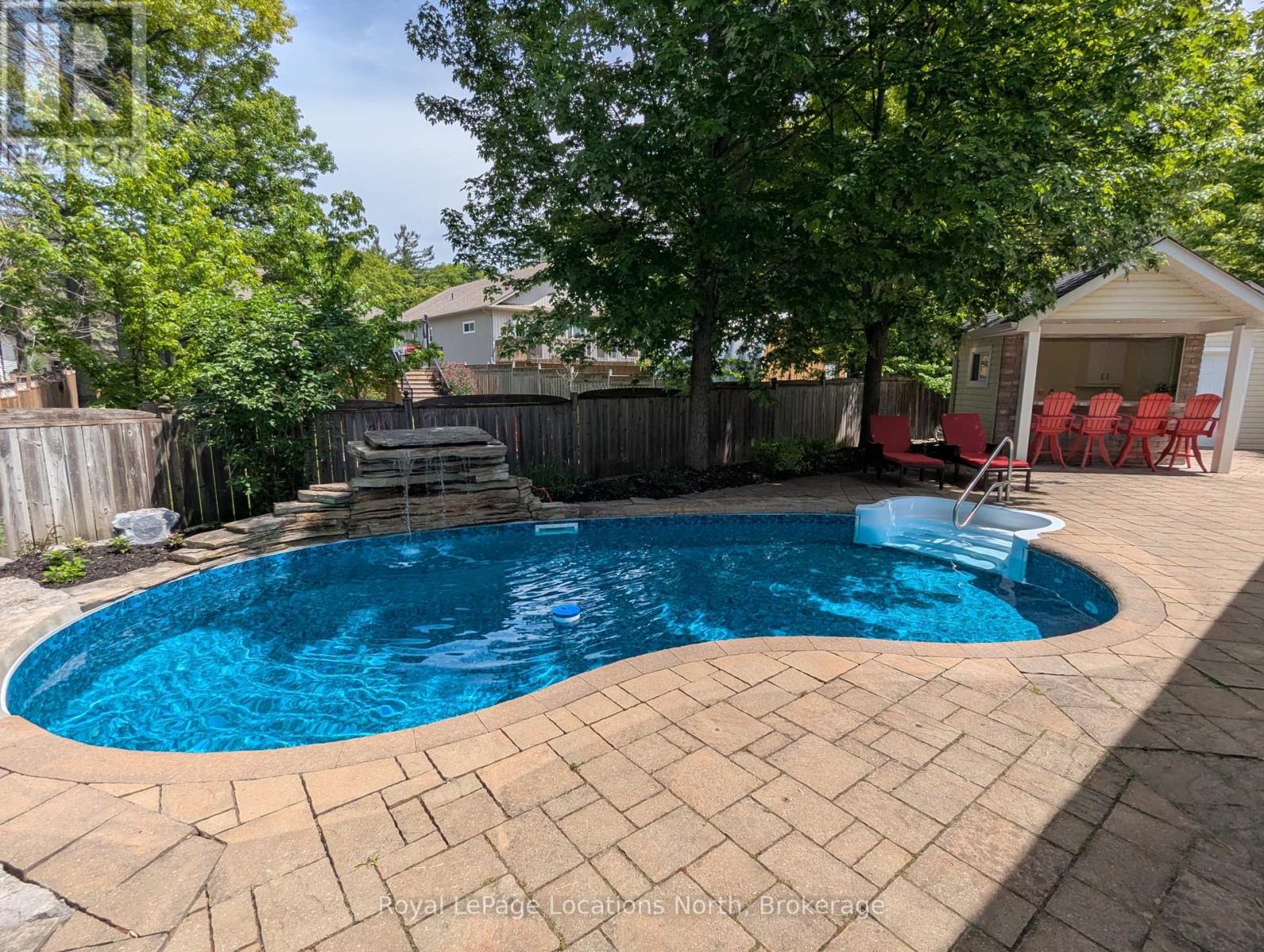 5 Christy Drive, Wasaga Beach, Ontario  L9Z 1C8 - Photo 2 - S13417322