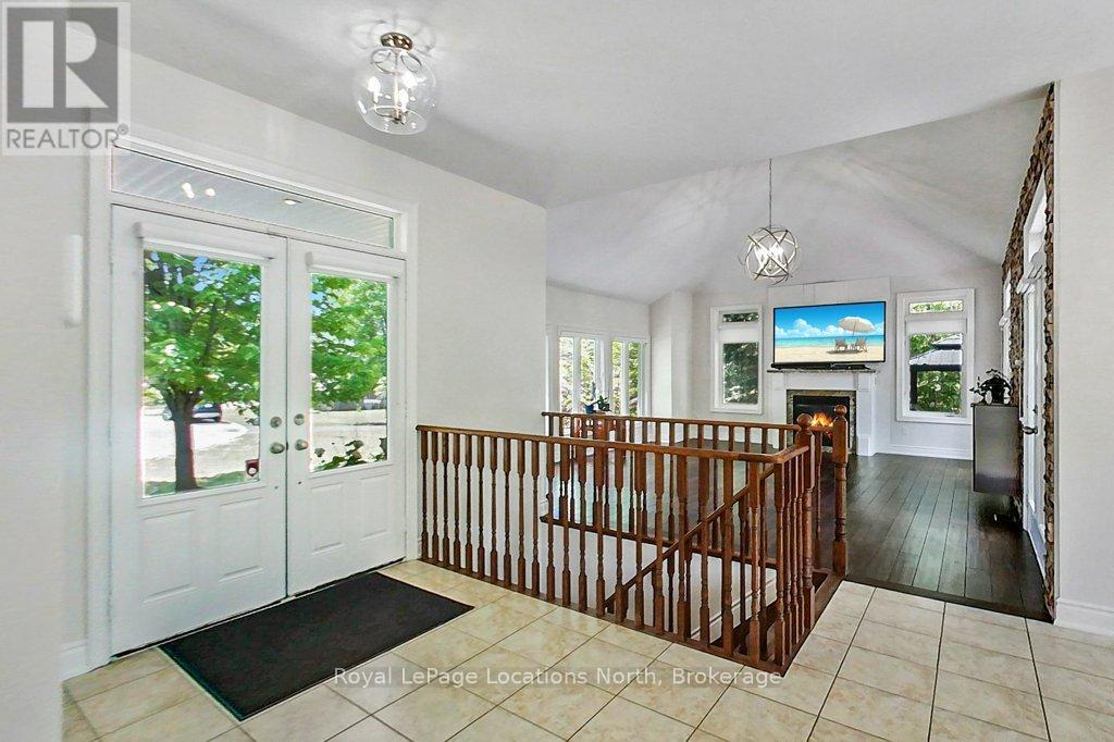 5 Christy Drive, Wasaga Beach, Ontario  L9Z 1C8 - Photo 7 - S13417322