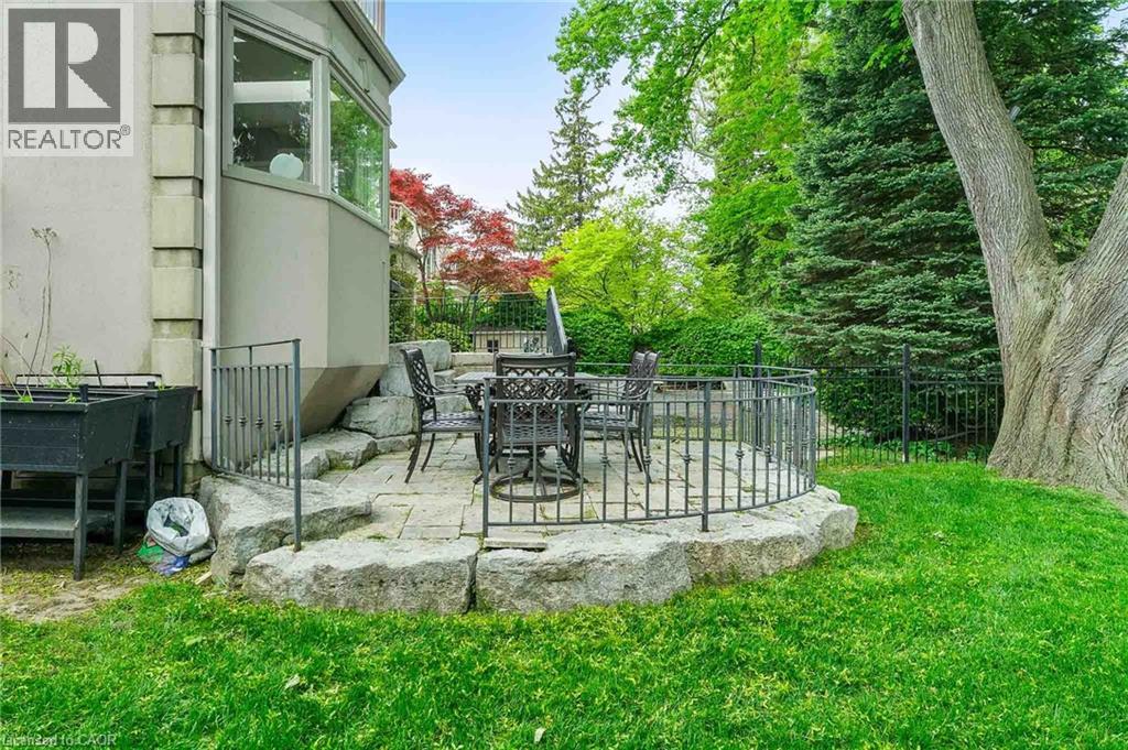 2372 Carrington Place, Oakville, Ontario  L6J 5P4 - Photo 34 - 40837983