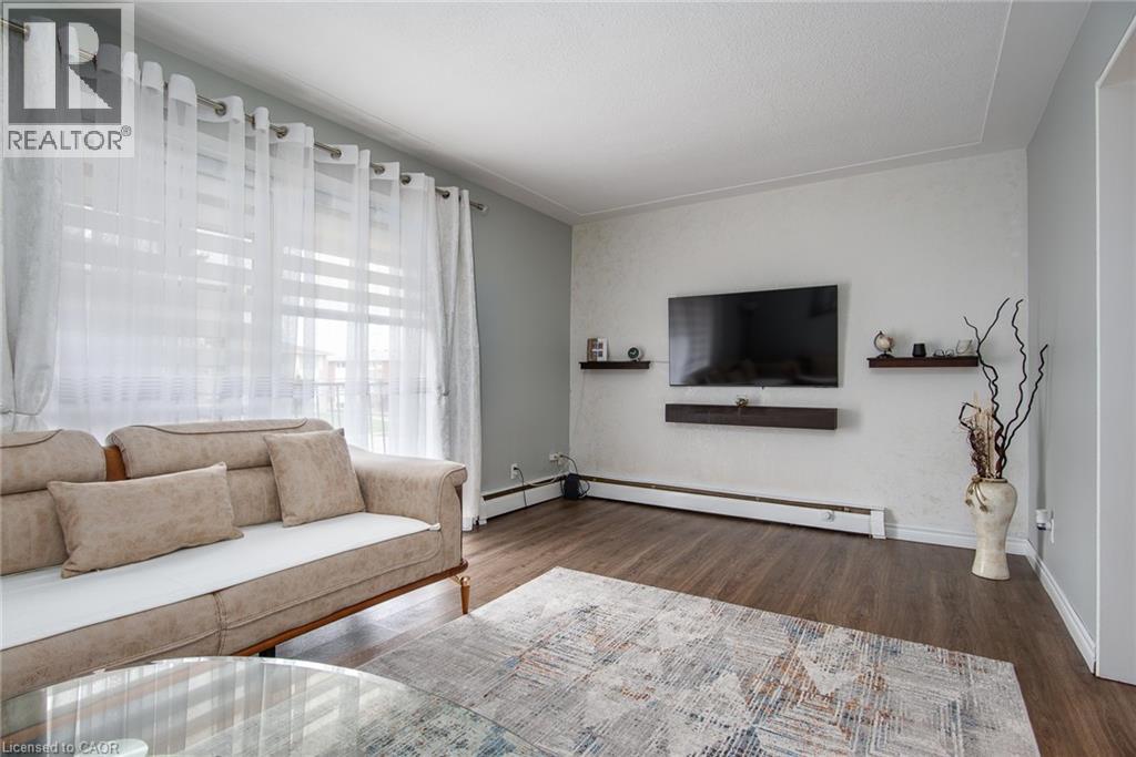 39 Secord Avenue, Kitchener, Ontario  N2B 2C3 - Photo 13 - 40836299