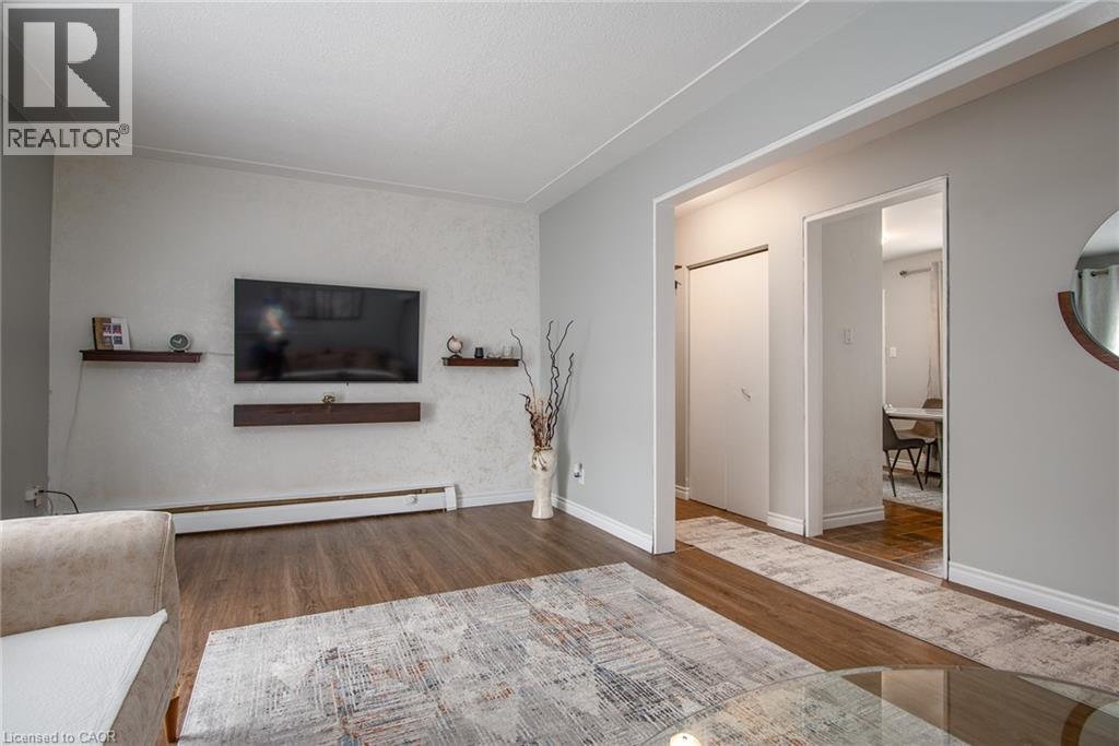 39 Secord Avenue, Kitchener, Ontario  N2B 2C3 - Photo 14 - 40836299